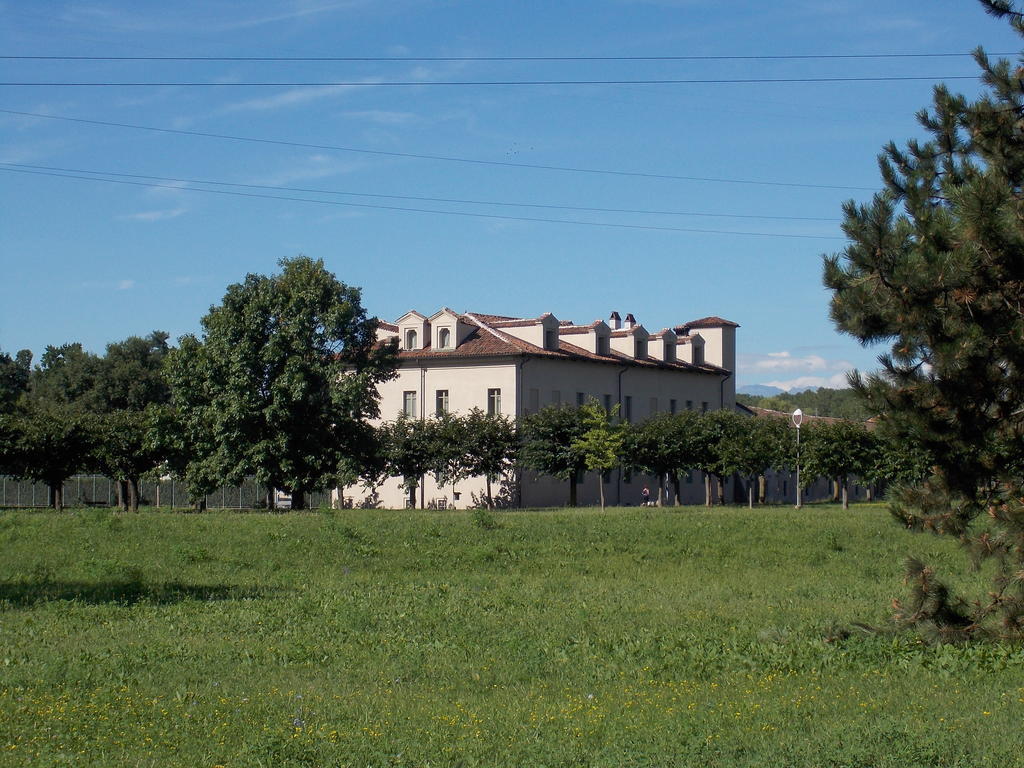 ホテル Cascina Marchesa トリノ エクステリア 写真